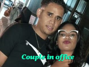 Couple_in_office