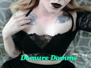 Demure_Domme