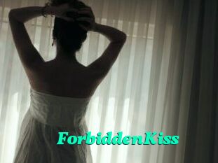 ForbiddenKiss_