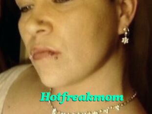 Hotfreakmom