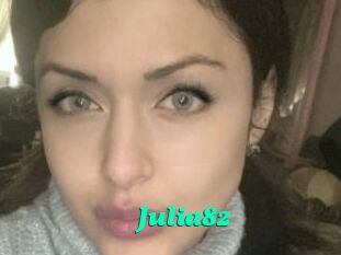 Julia82