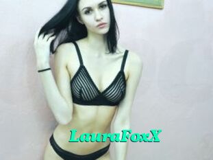 LauraFoxX