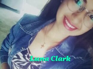 Luna_Clark