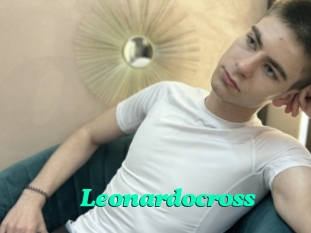 Leonardocross