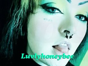Luvlyhoneybee