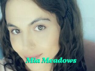 Mia_Meadows