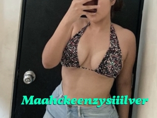 Maahckeenzysiiilver