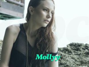 Mollyy