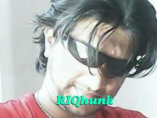 RIQhunk