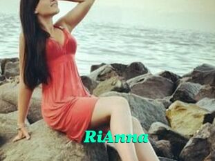 Ri_Anna