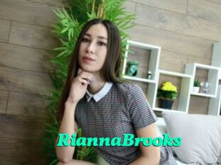 RiannaBrooks