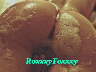RoxxxyFoxxxy