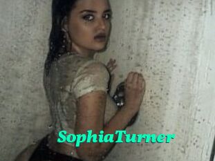 Sophia_Turner